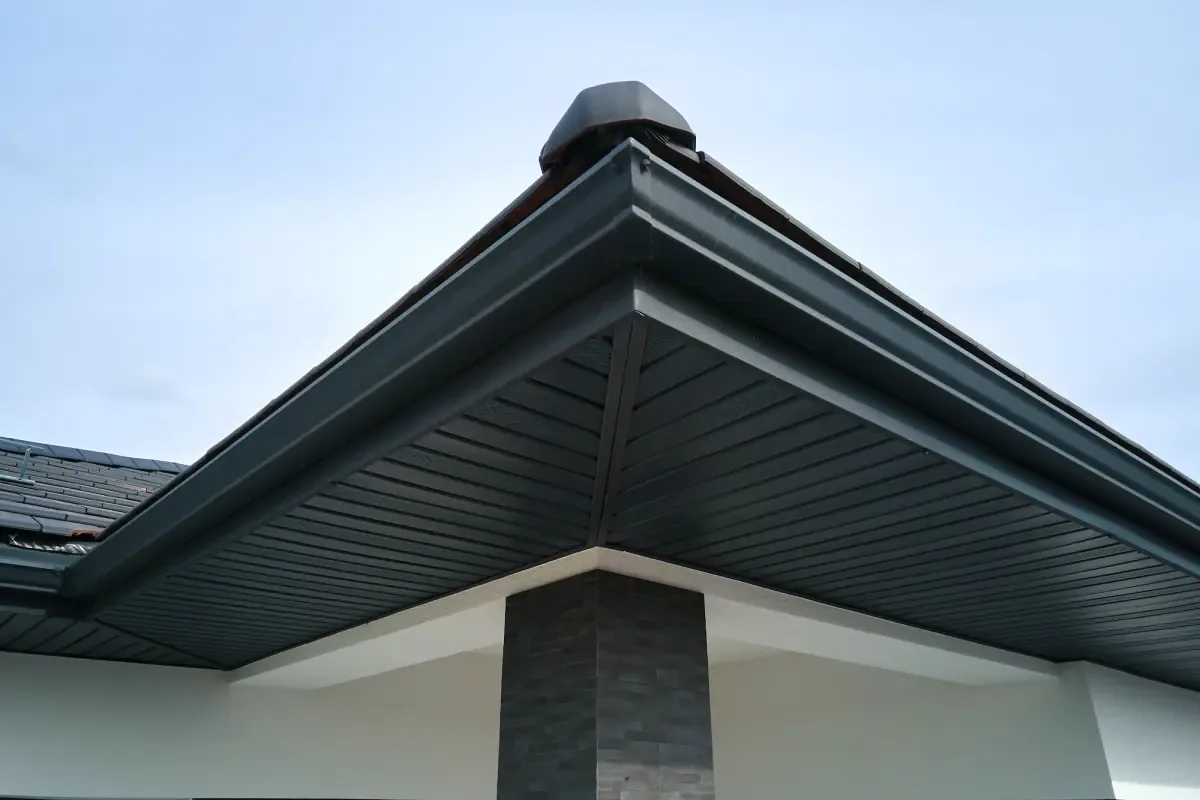 Fascia soffit and seamless gutter system on a Lehi Utah home exterior