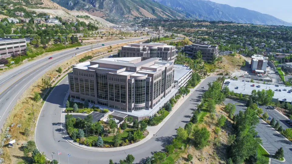 Commercial flat roof office building in Utah County with Wasatch Mountain views